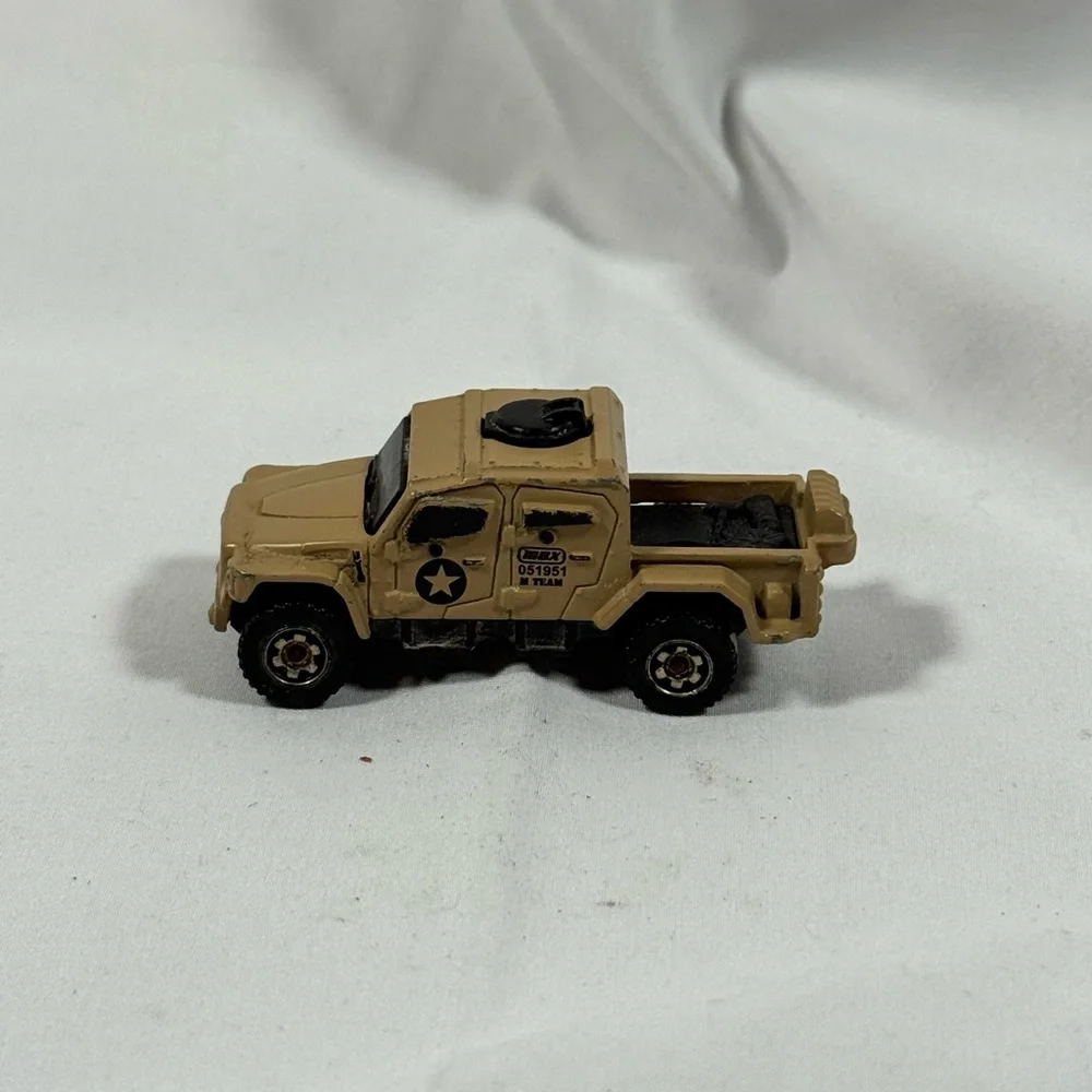 Matchbox International MXT/MVA Die-Cast Military‎ Toy Truck